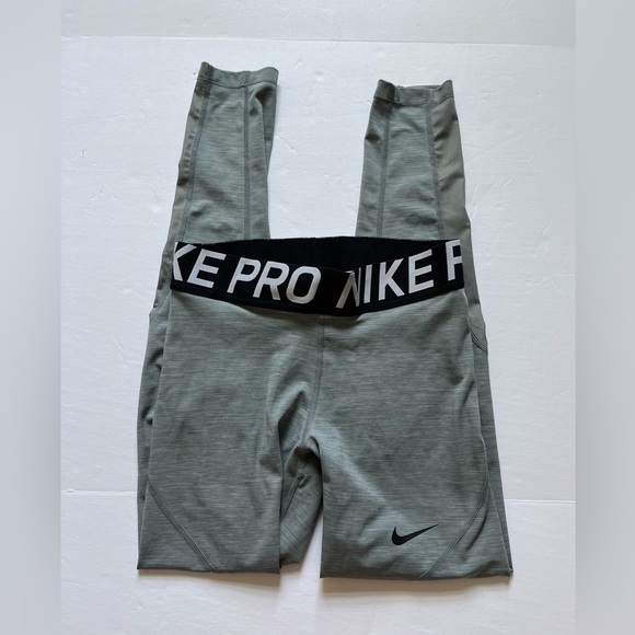Nike Pro Training Athletic Leggings Size Medium Gray - Picture 2 of 5